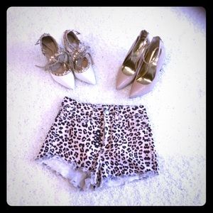 High waist cheetah shorts like new size 1